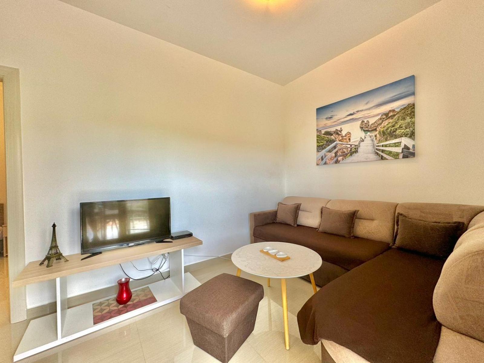 Stars Residence Petrovac ภายนอก รูปภาพ