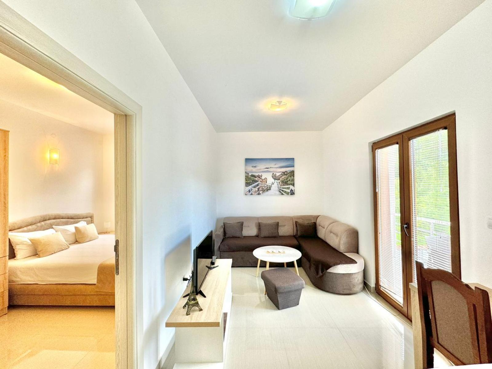 Stars Residence Petrovac ภายนอก รูปภาพ