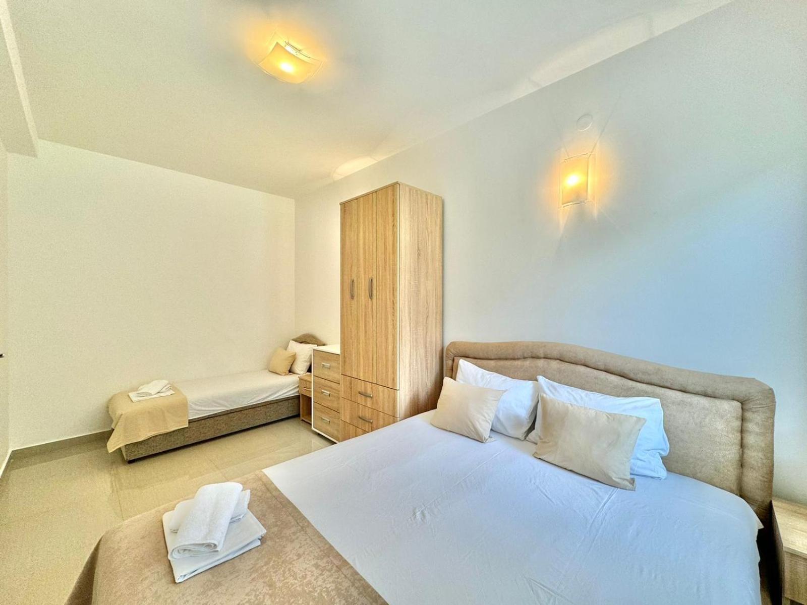 Stars Residence Petrovac ภายนอก รูปภาพ