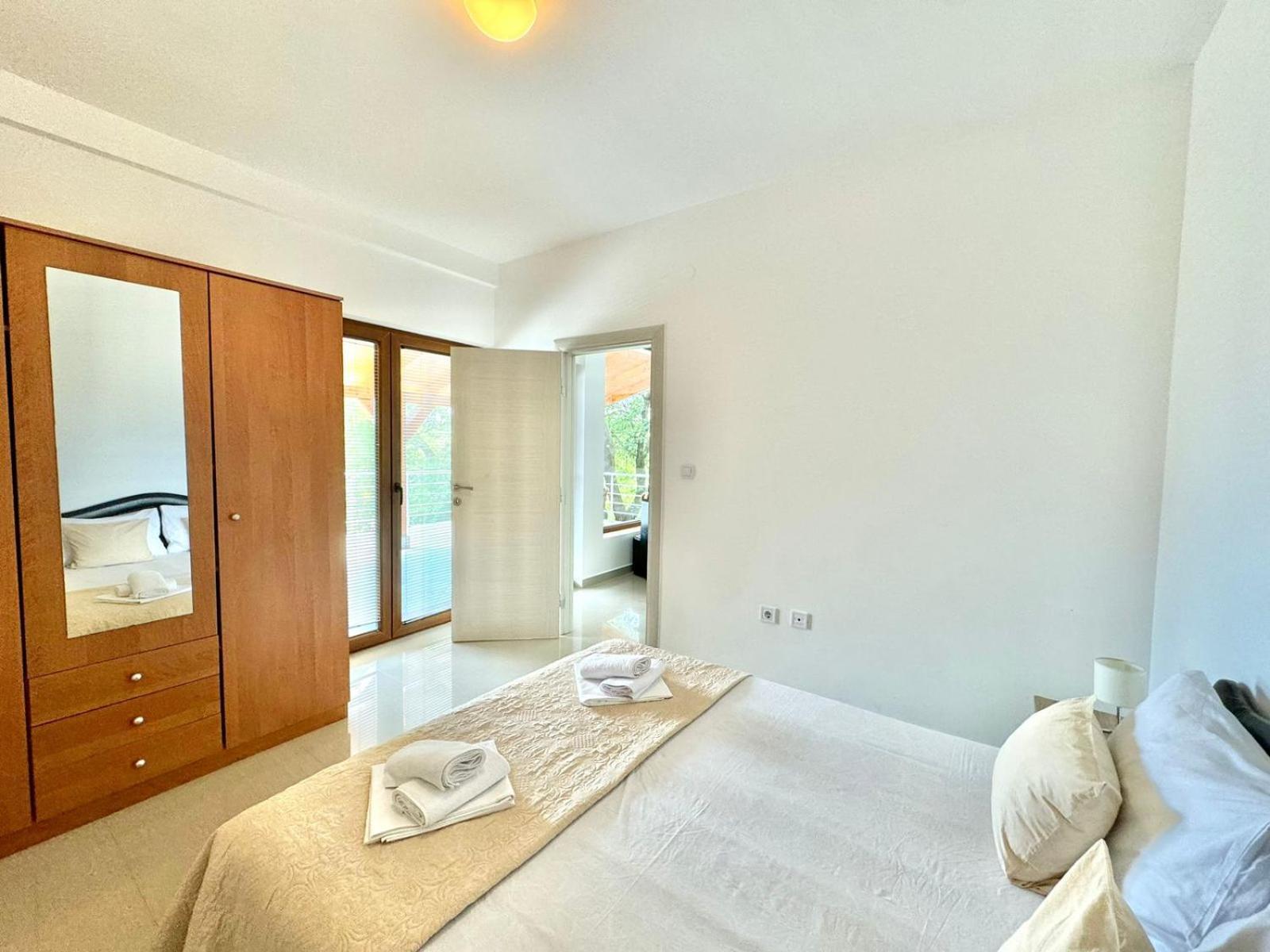 Stars Residence Petrovac ภายนอก รูปภาพ