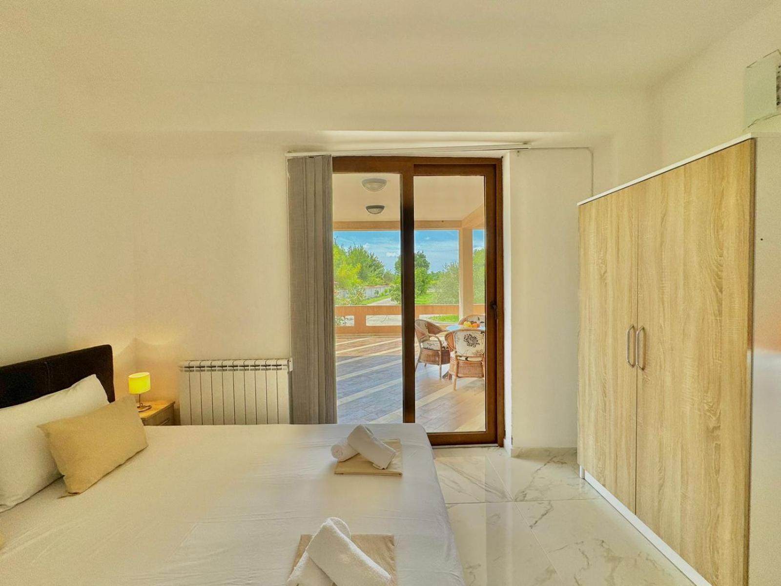 Stars Residence Petrovac ภายนอก รูปภาพ