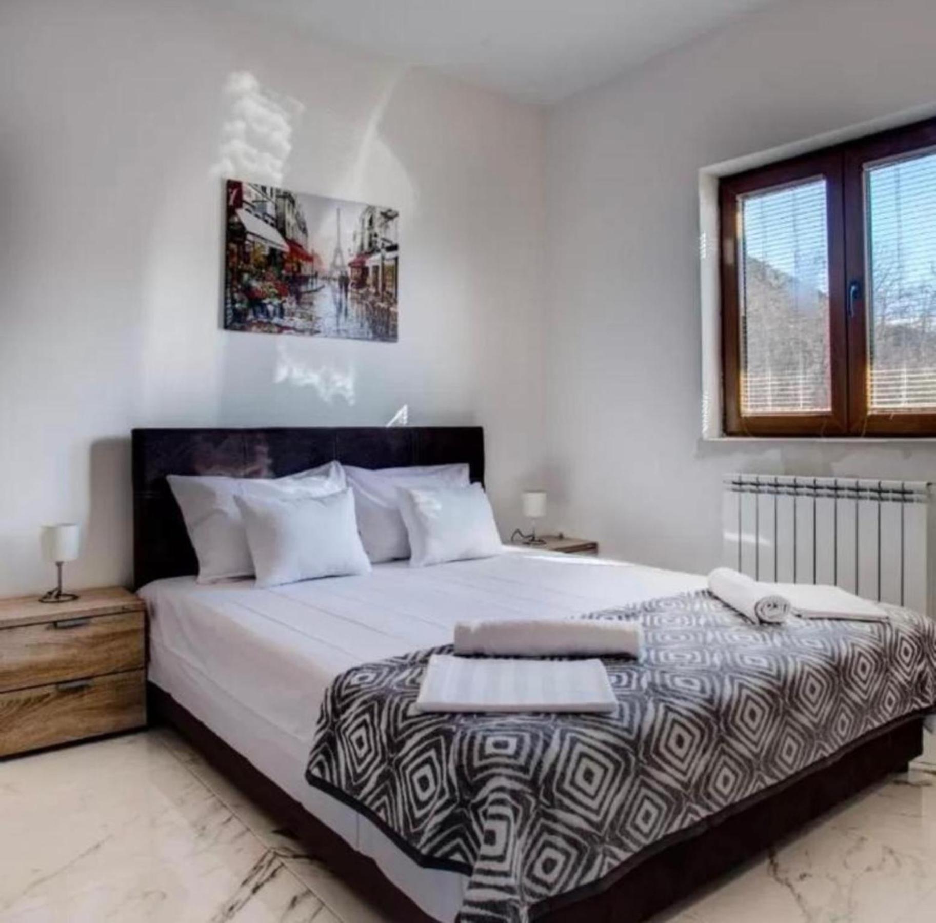 Stars Residence Petrovac ภายนอก รูปภาพ