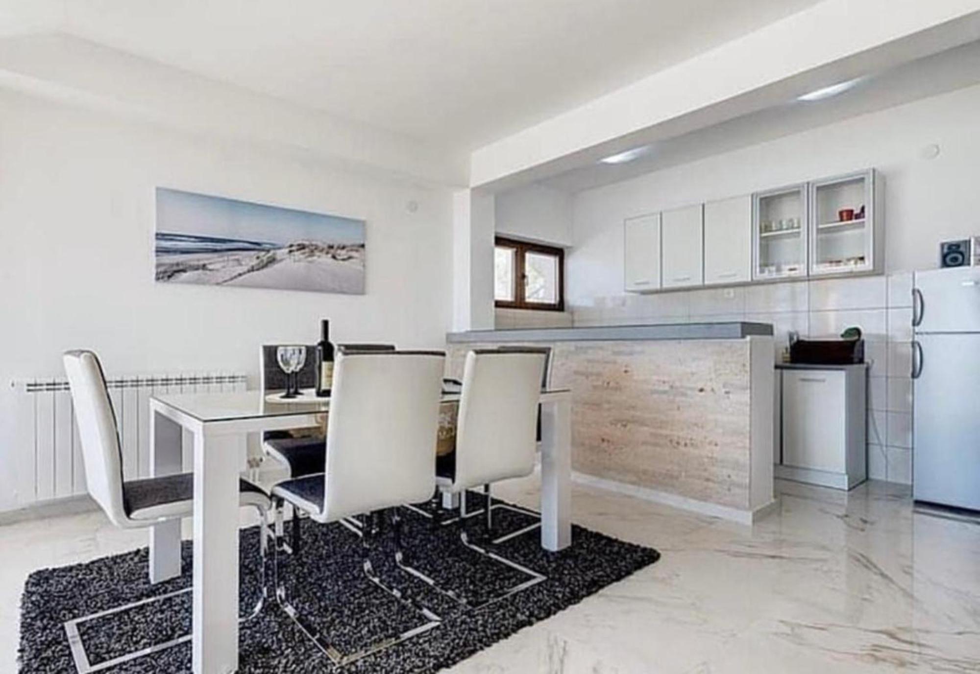 Stars Residence Petrovac ภายนอก รูปภาพ